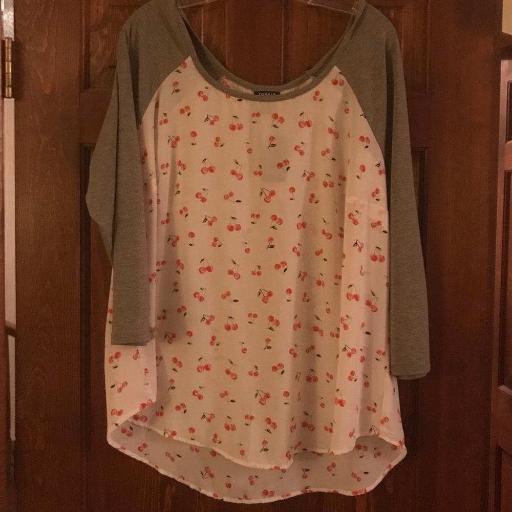 Torrid Plus Size Cherry Print Blouse Top New Tags